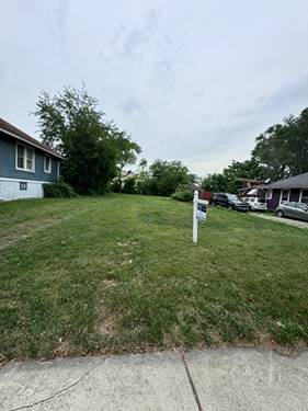 330 East, La Grange, IL 60525