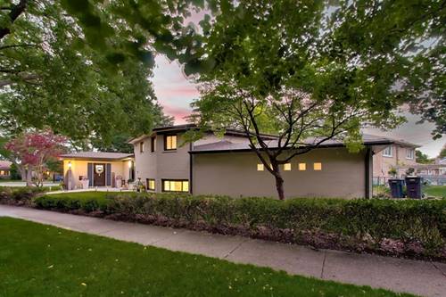 8864 E Prairie, Skokie, IL 60076