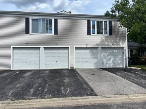 1353 Cove Unit 207B, Prospect Heights, IL 60070