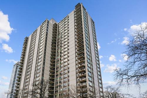 1255 N Sandburg Unit 805E, Chicago, IL 60610