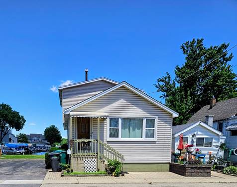 102 Lakeview, Fox Lake, IL 60020