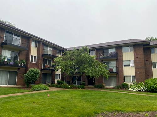 5S100 Pebblewood Unit D10, Naperville, IL 60563