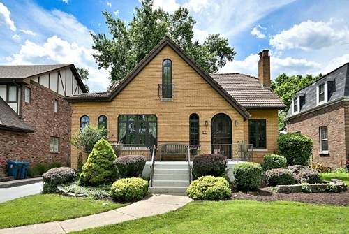 146 S Poplar, Elmhurst, IL 60126