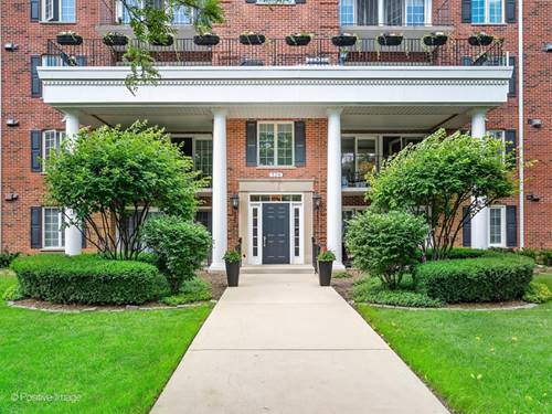 326 Park Unit 2, Clarendon Hills, IL 60514