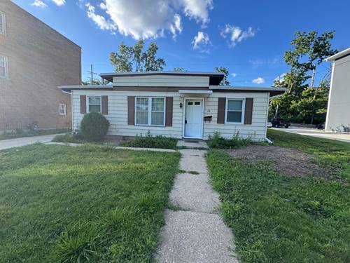 28 W Willow, Lombard, IL 60148