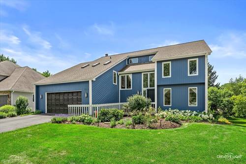 933 Stanton, Naperville, IL 60540