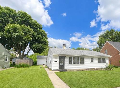 3715 Kemman, Brookfield, IL 60513