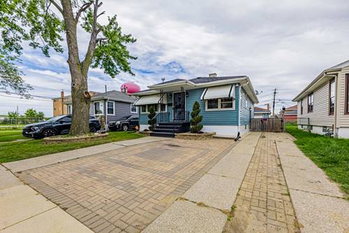 279 Paxton, Calumet City, IL 60409