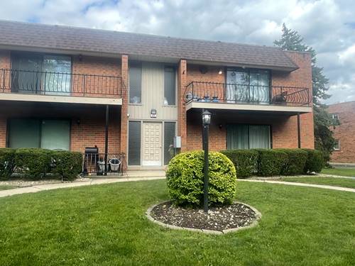 623 N Carroll Unit 101, Glenwood, IL 60425