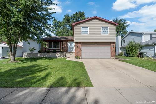 490 Heather, Carol Stream, IL 60188