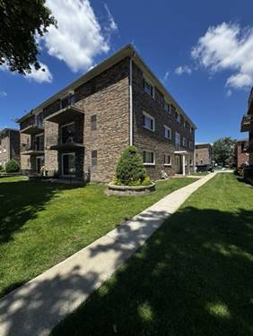 5846 W 77th Unit 303, Burbank, IL 60459