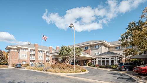 801 N Mclean Unit 146, Elgin, IL 60123