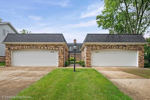 422 E Russell Unit 422-424, Barrington, IL 60010