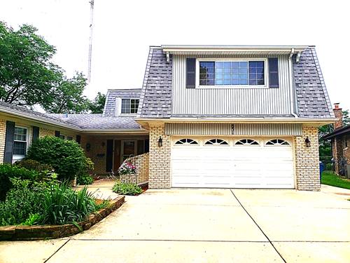 831 W Heritage Unit 2, Addison, IL 60101
