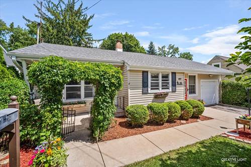 36 Mosedale, St. Charles, IL 60174