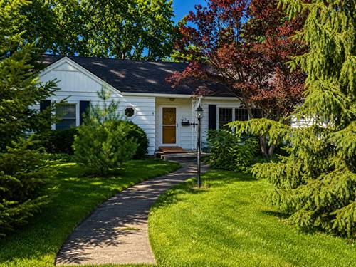 809 Woodlawn, Dekalb, IL 60115