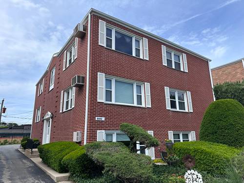 8442 W Oak Unit G, Niles, IL 60714