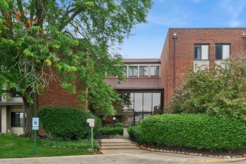 3070 Pheasant Creek Unit 106, Northbrook, IL 60062