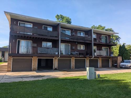 75 N Lyle, Elgin, IL 60123