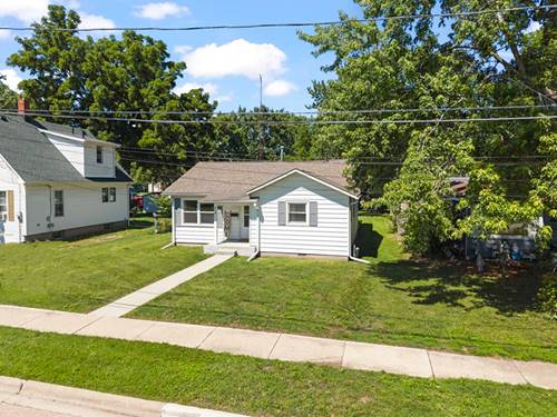 913 N 15th, Dekalb, IL 60115