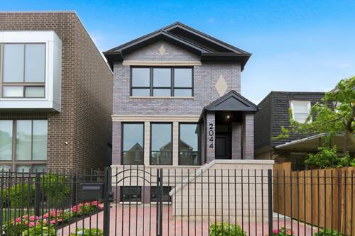 2044 W Superior, Chicago, IL 60612