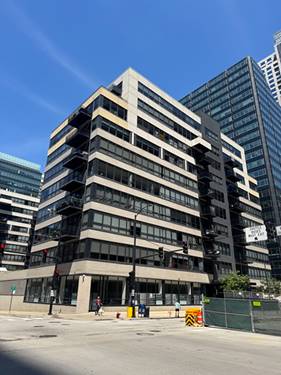 130 S Canal Unit 311, Chicago, IL 60606