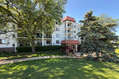 350 Plum Creek Unit 403, Wheeling, IL 60090