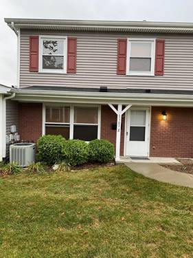 1305 Kingsbury Unit E, Hanover Park, IL 60133