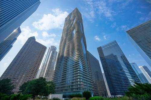 225 N Columbus Unit 6705, Chicago, IL 60601