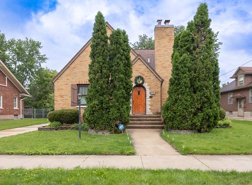 725 Augusta, Elgin, IL 60120