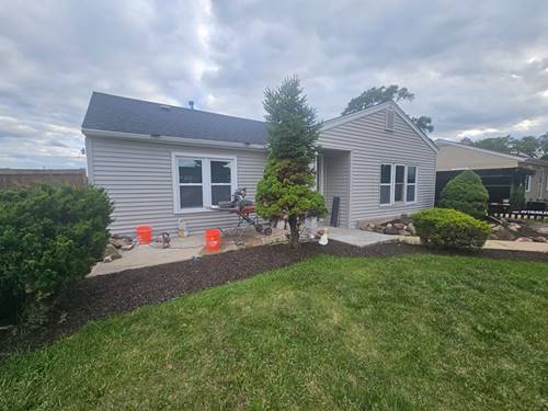 2135 Elm, Hanover Park, IL 60133