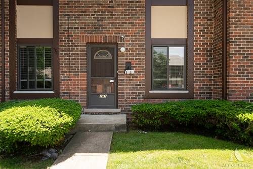 18W101 Standish, Villa Park, IL 60181