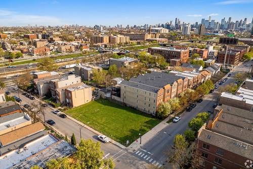 2452 W Harrison, Chicago, IL 60612