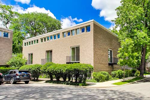 5616 S Harper, Chicago, IL 60637