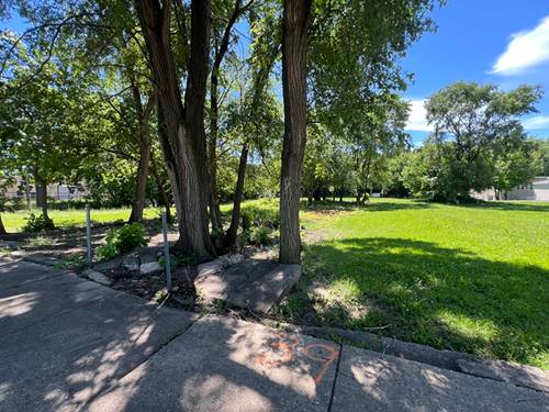2839 W Arthington, Chicago, IL 60612