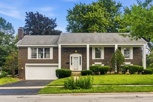 933 W Gilbert, Palatine, IL 60067