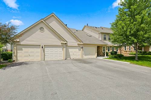 2326 Knollwood Unit W2, Schaumburg, IL 60194