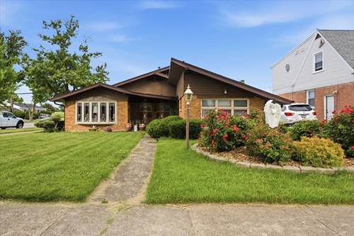 1556 Heidorn, Westchester, IL 60154