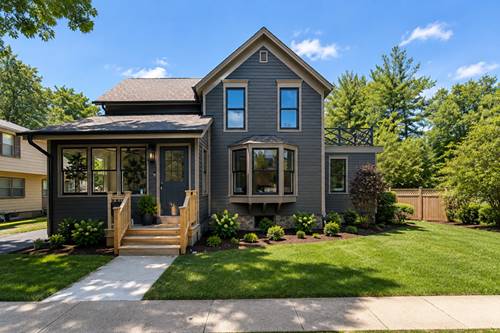 208 Dundee, Barrington, IL 60010