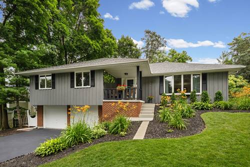 101 Carrol Gate, Wheaton, IL 60189
