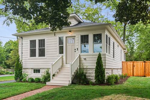 209 Raymond, Barrington, IL 60010
