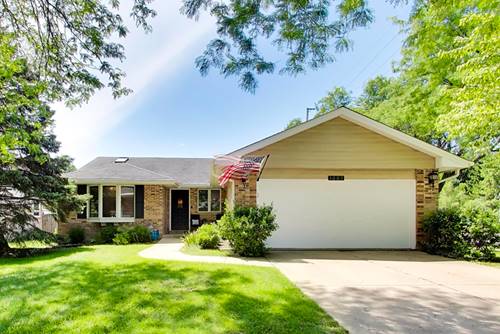1002 S Haddow, Arlington Heights, IL 60005