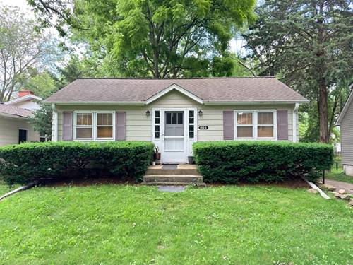 1025 Kendall, Geneva, IL 60134