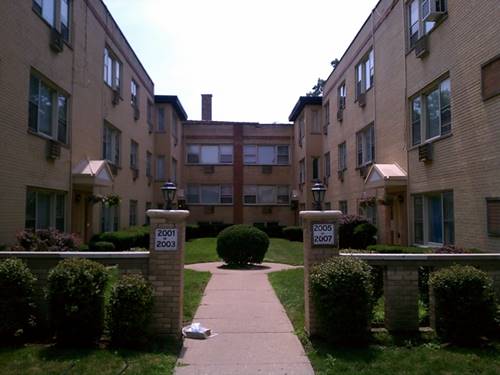 2001 W Touhy Unit 301, Chicago, IL 60645