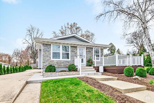 502 Plum, Lake In The Hills, IL 60156