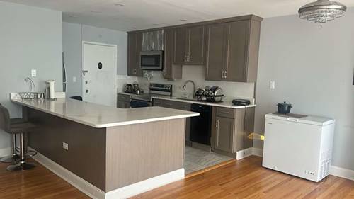 8710 Skokie Unit 3BS, Skokie, IL 60077