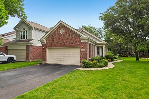 2109 N Charter Point, Arlington Heights, IL 60004