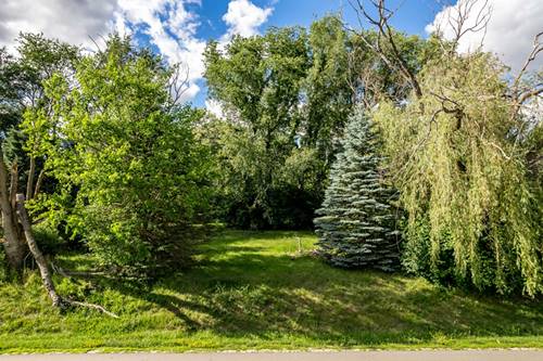 306 Briar Cliff, Poplar Grove, IL 61065