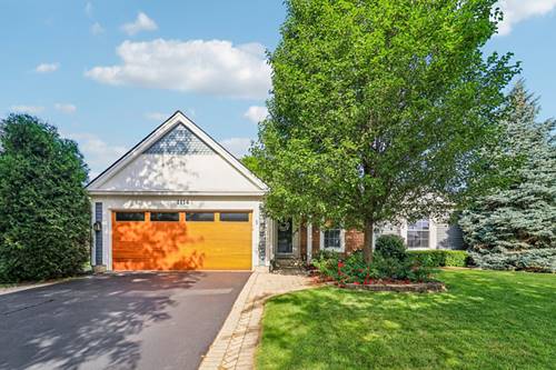 1114 Country Glen, Carol Stream, IL 60188