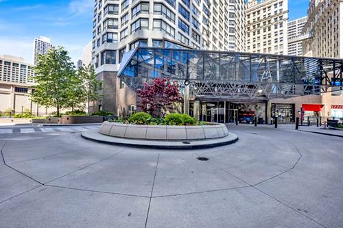 405 N Wabash Unit 104, Chicago, IL 60611